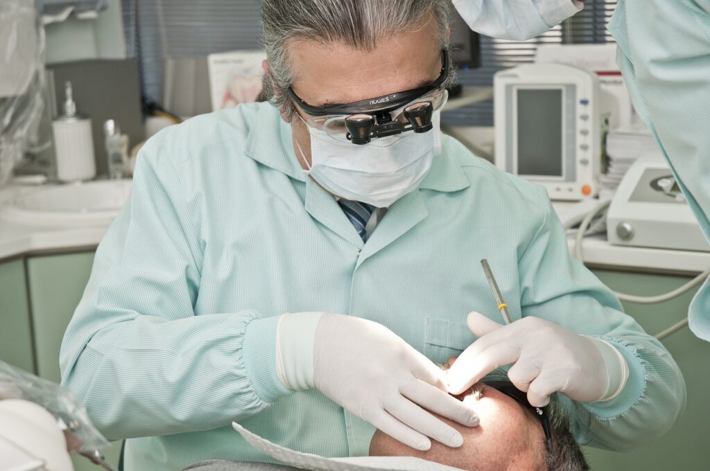 Douleur dentaire inexpliquée : que faire si le dentiste ne trouve rien ?